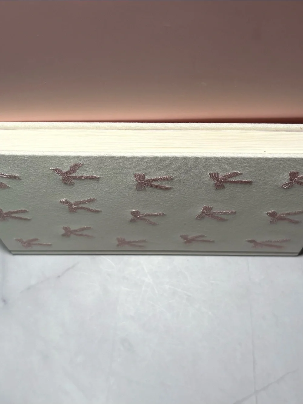 🎀 Pink Bow Pattern Journal